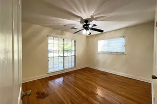 1143 Shadeland Dr, Houston, TX 77043 - Photo 27