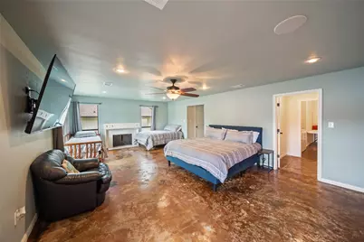 121 Holiday Lane, Coldspring, TX 77331 - Photo 31