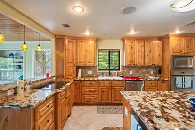 121 Holiday Lane, Coldspring, TX 77331 - Photo 15