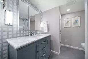 8954 Chatsworth Dr, Houston, TX 77024 - Photo 25