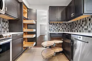 8954 Chatsworth Dr, Houston, TX 77024 - Photo 7