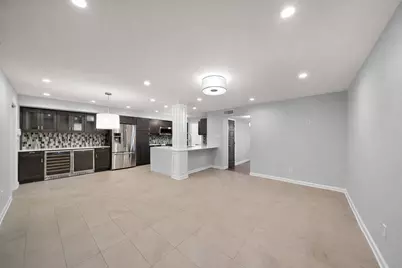 8954 Chatsworth Drive, Houston, TX 77024 - Photo 11