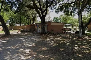 116 Lindsey Ave, Bay City, TX 77414 - Photo 1