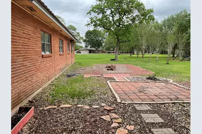 116 Lindsey Avenue, Bay City, TX 77414 - Photo 15