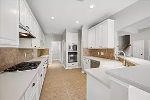 12847 Magic Falls Dr, Tomball, TX 77377 - Photo 17