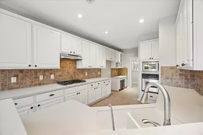 12847 Magic Falls Drive, Tomball, TX 77377 - Photo 15