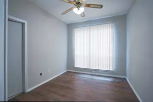 8055 Cambridge St, Houston, TX 77054 - Photo 3