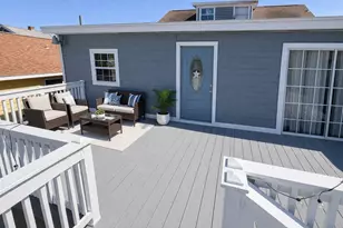 1322 Avenue L, Galveston, TX 77550 - Photo 9