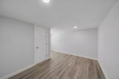 1322 Avenue L, Galveston, TX 77550 - Photo 5