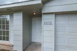 8602 Rockmont Ct, Missouri City, TX 77489 - Photo 3