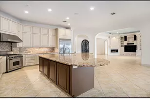 427 E Shore Dr, Kemah, TX 77565 - Photo 17