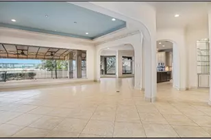 427 E Shore Dr, Kemah, TX 77565 - Photo 9