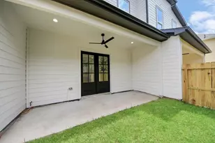 5218 Higgins St, Houston, TX 77033 - Photo 39