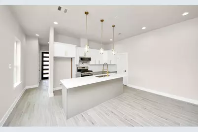 5218 Higgins Street #A/B, Houston, TX 77033 - Photo 11