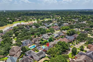 1221 Wedgewood Dr, Sugar Land, TX 77478 - Photo 41