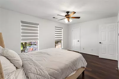 1221 Wedgewood Drive, Sugar Land, TX 77478 - Photo 19