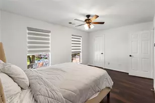 1221 Wedgewood Dr, Sugar Land, TX 77478 - Photo 19