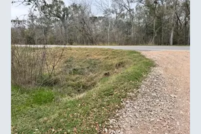 3747 County Road 611, Angleton, TX 77515 - Photo 17