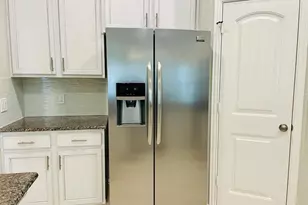 2357 Old Stone Dr, Conroe, TX 77304 - Photo 11