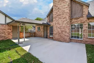 1013 Londonderry Ave, Friendswood, TX 77546 - Photo 29