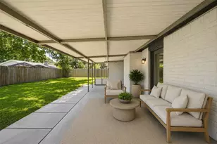 10431 Long River Dr, Sugar Land, TX 77498 - Photo 13