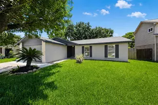 10431 Long River Dr, Sugar Land, TX 77498 - Photo 1