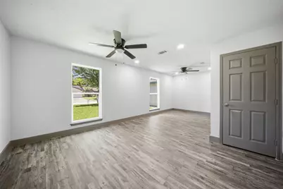 10431 Long River Drive, Sugar Land, TX 77498 - Photo 21