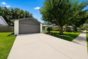 10431 Long River Dr, Sugar Land, TX 77498 - Photo 15