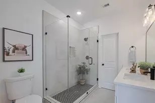 2120 Creston Dr, Houston, TX 77026 - Photo 17