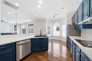 1328 W 23rd St, Houston, TX 77008 - Photo 13