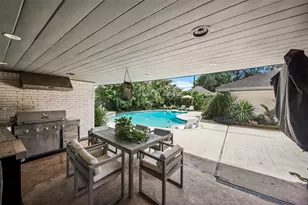 9411 Endicott Ln, Houston, TX 77096 - Photo 45
