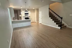 9722 Pelsey St, Houston, TX 77029 - Photo 1