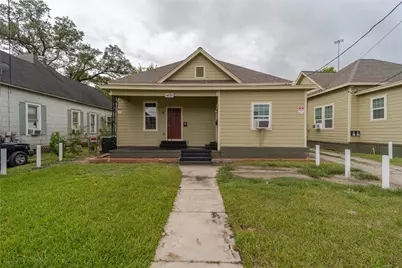 1435 Magnolia Street #B, Beaumont, TX 77701 - Photo 1
