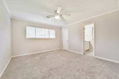 311 Stonehenge Lane, Friendswood, TX 77546 - Photo 17