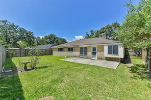 311 Stonehenge Ln, Friendswood, TX 77546 - Photo 29