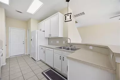 59 E Stedhill Loop, The Woodlands, TX 77384 - Photo 7