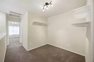 59 E Stedhill Loop, The Woodlands, TX 77384 - Photo 15