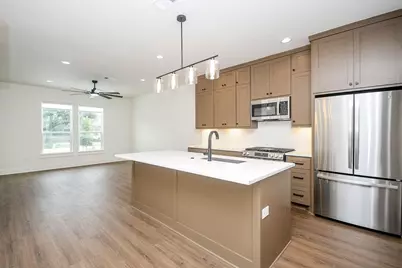 4101 Victoria Avenue #B, Dickinson, TX 77539 - Photo 1