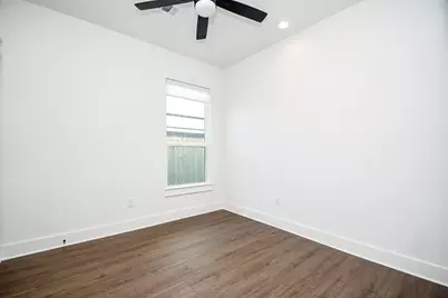 4101 Victoria Avenue #B, Dickinson, TX 77539 - Photo 21