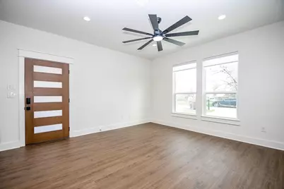 4101 Victoria Avenue #B, Dickinson, TX 77539 - Photo 7