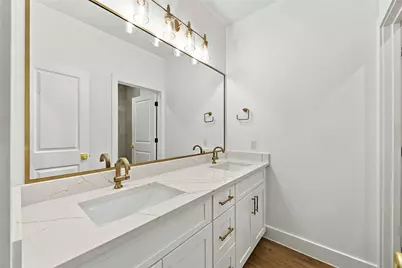 2611 Holman Street #B, Houston, TX 77004 - Photo 17