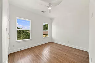 2611 Holman St, Houston, TX 77004 - Photo 19