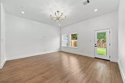 2611 Holman Street #B, Houston, TX 77004 - Photo 9