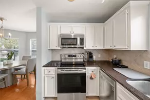 1723 Redwing Haven Dr, Houston, TX 77009 - Photo 11