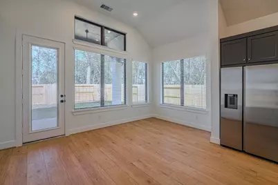 564 Tawny Rim Drive, Willis, TX 77318 - Photo 9