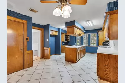 12306 Knobcrest Drive, Houston, TX 77070 - Photo 11