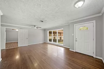 2835 Dragonwick Drive, Houston, TX 77045 - Photo 5
