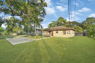 7226 Wiley Rd, Houston, TX 77016 - Photo 3