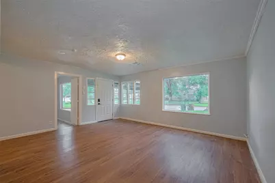 4906 Larkspur Street, Houston, TX 77033 - Photo 3