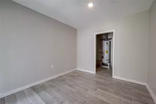 7621 Sundown Dr, Houston, TX 77028 - Photo 7